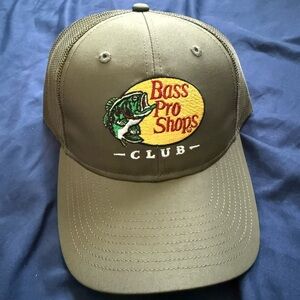 Bass Pro Shops Trucker Cap